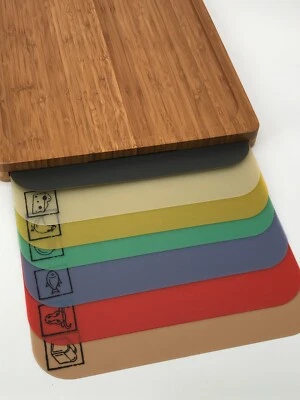 Бамбуковая разделочная доска Seville Classics с гибкими ковриками для резки 7 цветов - Изображение 1 из 4