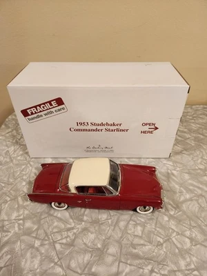 1/24 Danbury Mint 1953 Studebaker Commander Starliner  in box - Image 1 of 4
