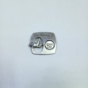 ¡ESTOY TENIENDO UN BUEN MAL DÍA BROCHE ARTICULADO PULGARES ARRIBA O ABAJO ÚNICO! - Imagen 1 de 10