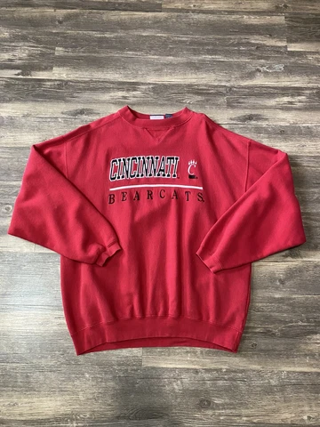 VINTAGE University of Cincinnati Bearcats Crewneck Sweatshirt Size XL Cover