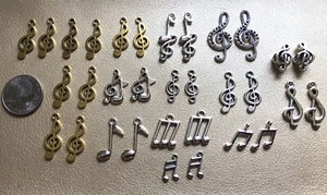 Lot Of 32 Musical Treble Clef & Note Charms, Silver & Gold Tone, New Destash - Picture 1 of 5