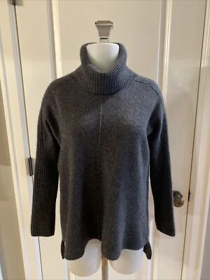 Saks Fifth Avenue Gray Hi-Low 100% Cashmere Turtleneck Sweater Size XS - Image 1 of 4