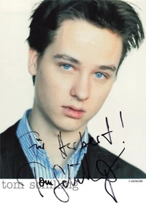 Tom Schilling, Original, Autogrammkarte, u.a. "Der Baader Meinhof Komplex" - Bild 1 von 1