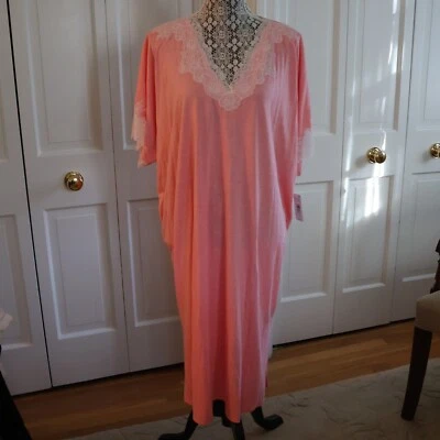 Camisón/caftán Natori Shangri La - Encaje - Nuevo con etiquetas - Mediano - $180 Foto 1 de 4