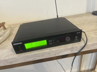 Shure SLX4 Wireless Microphone Receiver ( One antennae Missing) - Image 1 of 4