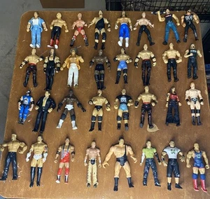 (32) Lot Of Loose WWE/WWF  Action Figures!  Jakks, Toy Biz!! - Picture 1 of 8