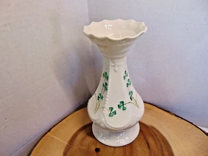 Belleek Shamrocks Island Vase Porcelain Bud  Footed Ivory Scalloped 7” - Picture 1 of 4
