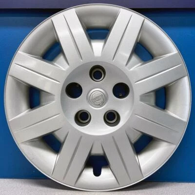 Una Chrysler Pacifica # 8030 2008 17" 8 radios tapacubos cubierta de rueda OEM # 4743816AA Foto 1 de 4