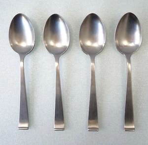De Colección 2 CUCHARAS DE SOPA OVALADAS International Lyon NUEVO ENCANTO 18/8 Acero Inoxidable 7" Satén, EE. UU. - Imagen 1 de 8
