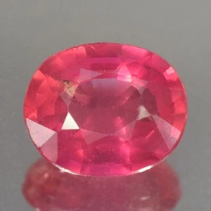 0.88CT CHARMIMG AA UNHEATED OVAL PINKISH RED RUBY NATURAL - Picture 1 of 3