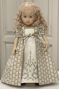 Bambola 10" Boneka Regency vestito ricamato 24 cm 4 lunedì martedì bambole bambino 24 cm - Foto 1 di 4