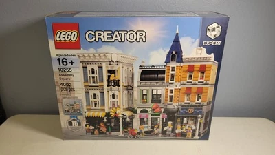 LEGO Creator Expert Assembly Square 10255, Precintado - 10º Aniversario Adición Foto 1 de 2