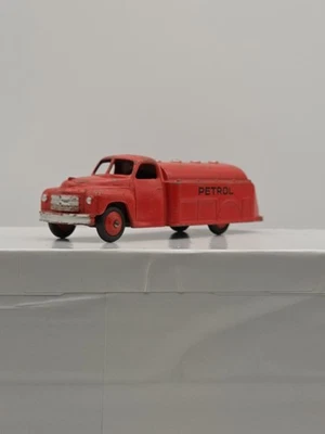 Dinky Toys Studebaker 油轮 状况良好 复古 — 第 1/4 张图片