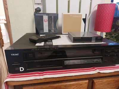 TEAC PDM-500M Compact Disc Multi Player Random 32 Selection Multi Disc - Bild 1 von 4
