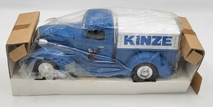 Liberty 1937 Chevy Pickup - Kinze paint scheme - 1/25 - New in open box. - Picture 1 of 3
