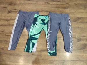 + Lot 3 Women’s Under Armour Leggings/Capri Yoga Workout Casual Wear 2XL - Picture 1 of 12