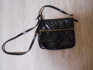 BOLSO BANDOLERA KATE SPADE NUEVA YORK ~ Cuero Negro ~ LOGOTIPO ~ CREMALLERA ~ BOLSO BANDOLERA ~ COMO NUEVO - Imagen 1 de 17