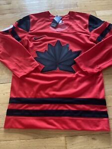 Nike Team Canada Olympics Authentic Hockey Jersey Red Black P34235 Small NWT