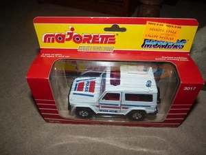 Majorette Super Movers Majorette 3017 Mercedes 4x4 230gr Police Vehicle - MIB - Picture 1 of 4