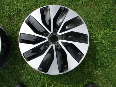 17'' Volkswagen Jetta Machined Black OEM Factory Wheel Rim 69971 2012-2016 #4 - Image 1 of 4