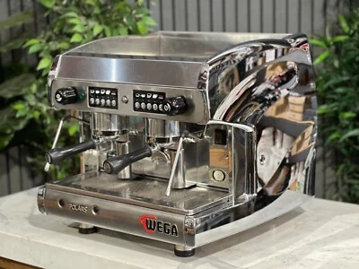 MÁQUINA DE CAFÉ ESPRESSO WEGA POLARIS COMPACTA 2 GRUPOS CROMO CARRITO DE CAFÉ BARISTA Foto 1 de 4