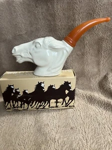 FULL BOTTLE Avon Vintage Wild Mustang Pipe Wild Country Cologne Decanter - Picture 1 of 8