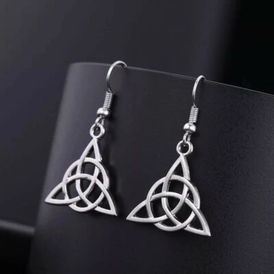 Triquetra Triscele Orecchini Wicca Pagan celtico  ciondolo 3x3cm - Immagine 1 di 2