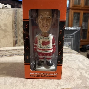 Gordie Howe Signed & Inscribed Detroit Red Wings White Bobblehead Figure COA - Picture 1 of 5
