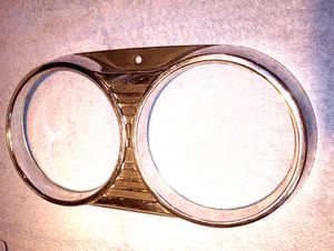 ++ 1966 1967 1968 Datsun 520 521 bisel de faros diestro desgaste de estantería menor en la parte trasera - Imagen 1 de 7