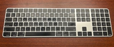 Apple Black Magic Keyboard A2520 with Touch ID and Numeric Keypad - Image 1 of 4