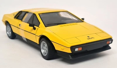 Nex 1/24 - Lotus Esprit Type 79 Yellow Diecast Scale model car - Image 1 of 4