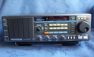 KENWOOD R-2000 Communications  Receiver..Shortwave AM CW SSB Ham Radio "Works?" - Picture 1 of 12