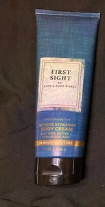 NEU Bath and Body Works First Sight Ultimative Feuchtigkeitskörpercreme, 8 Unzen SELTEN - Bild 1 von 2