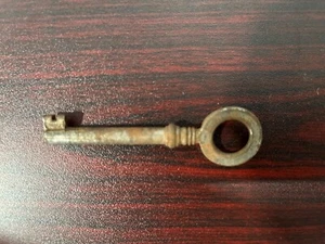 Llave antigua vintage - Imagen 1 de 2
