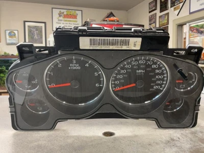 Speedometer GMC YUKON 08 09 10 11 12 13 14 INSTRUMENT GAUGE CLUSTER 269K - Image 1 of 3