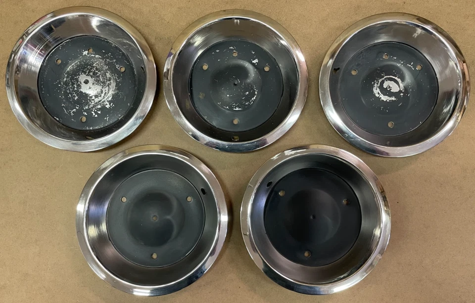 Conjunto de tampas de cubo central de roda de arame McLEAN (5) 1955-66 Ford Thunderbird - Imagem 1 de 4