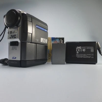 JVC GR-DVX707EK Handheld MiniDV Camcorder Silver Tested Full Working Set - Image 1 of 4