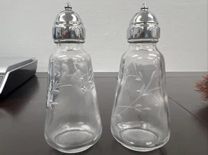 Etched Salt & Pepper Shakers Clear Glass 4” - Picture 1 of 12