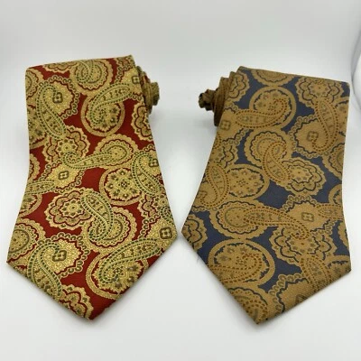 Lote De 2 Corbatas COACH PARA Hombres todas de seda hechas en italia Rojo/Azul Paisley De Colección Foto 1 de 4