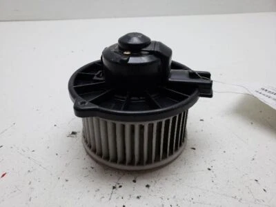 1997 1998 Mazda MPV Blower Motor Front Fits  LA0161B10B        - Image 1 of 4