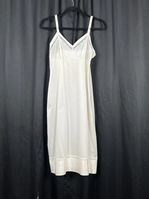 Camisón sin cordones de nailon blanco y marfil hecho en Unión de colección talla 34 Foto 1 de 4