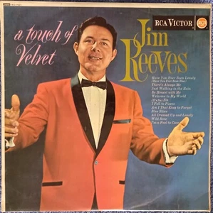 Jim Reeves: A Touch Of Velvet 12" Vinyl LP 1962 Very Good Condition - Picture 1 of 3