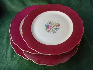 Vintage Royal Bayreuth Bavaria Germany US Zone Dinner Plates - Picture 1 of 4