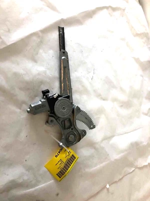 2012 - 2019 NISSAN VERSA Note Rear Door Electric Regulator Right Passenger Side - Image 1 of 4