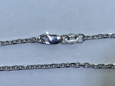 18k White Gold Oval Chain Link Necklace 18 Inches - Image 1 of 4