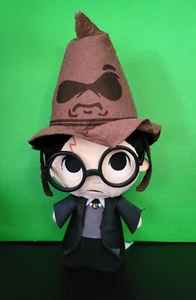 Funko Super Cute Plushies Harry Potter with Sorting Hat - Picture 1 of 3
