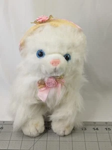 Sombrero de paja de felpa Walmart gato blanco gatito juguete de peluche de 10 pulgadas - Imagen 1 de 10