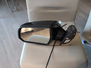 Used Left Door Mirror fits: 2019 Gmc Acadia mirror opt DR2 w/memory opt AAB w/o - Picture 1 of 4