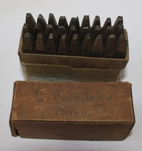 3 mm , Schlagbuchstaben, Punziereisen in Papphülle vollständig, wie auf Bildern - Bild 1 von 2