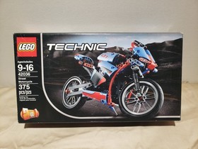 LEGO TECHNIC: Street Motorcycle (42036) complete set w/ instructions and box
